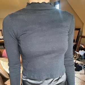 Long sleeve brandy Melville sweater